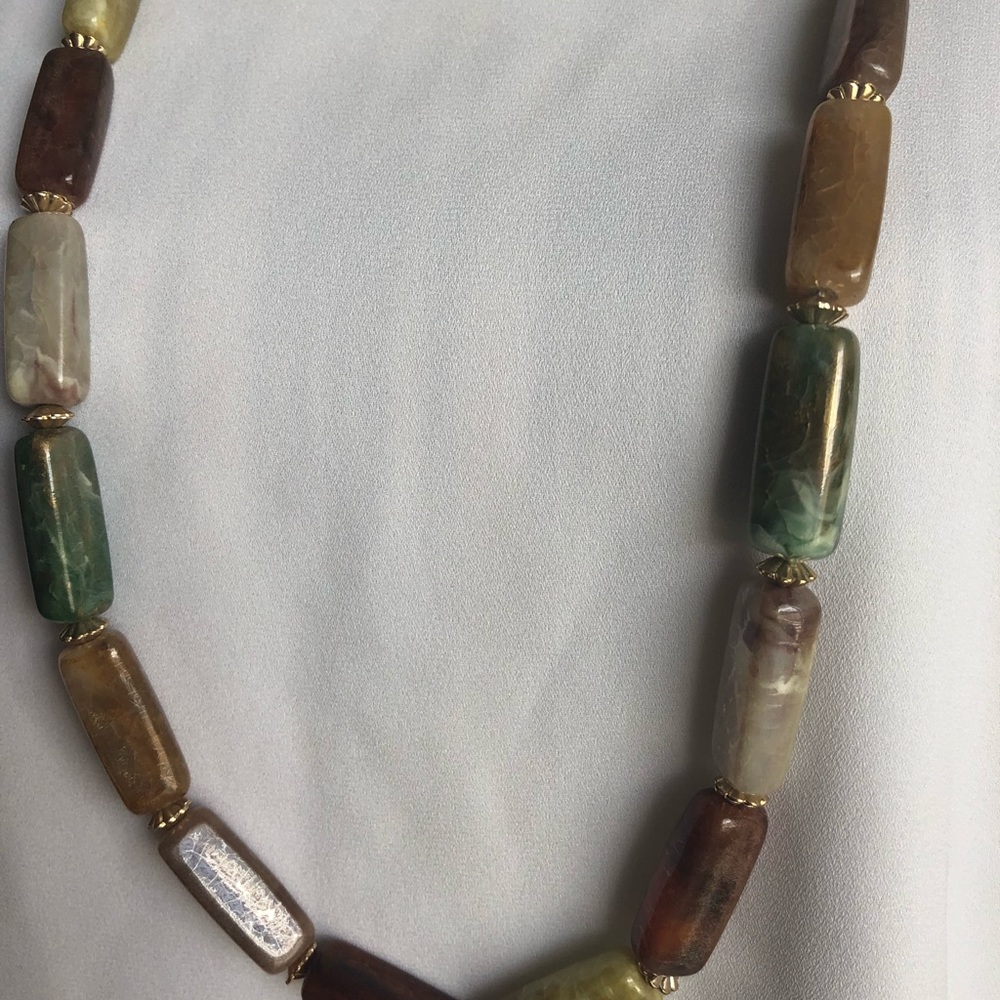 Fun statement necklace - Picture 2 of 2